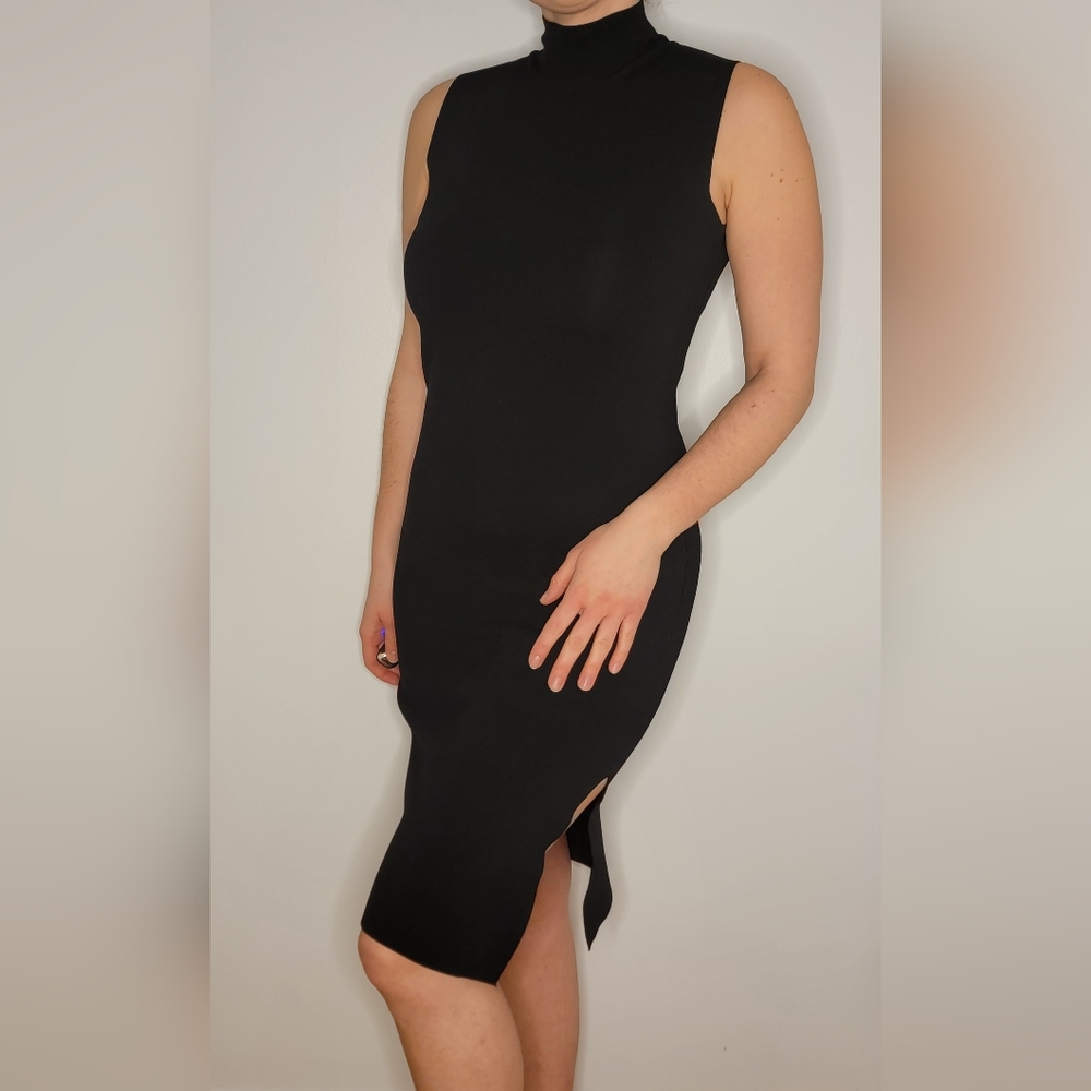 NWT House of Harlow 1960 Black Midi Dress Size Small